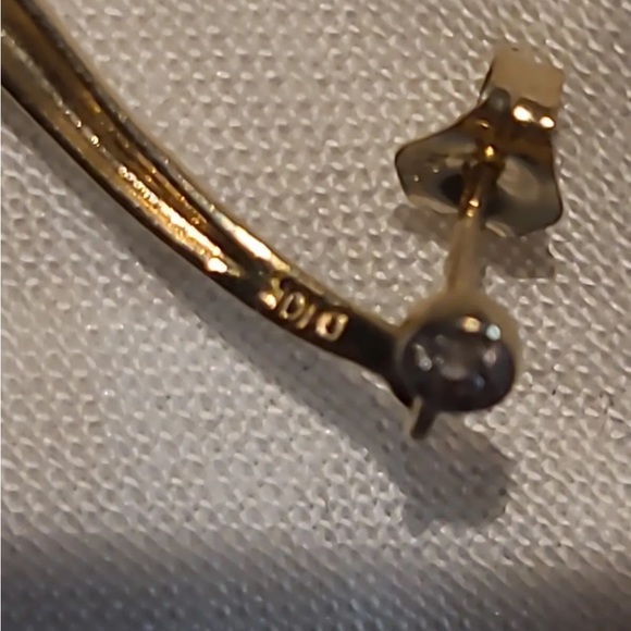 10k diamond dangle earrings - Picture 6 of 11